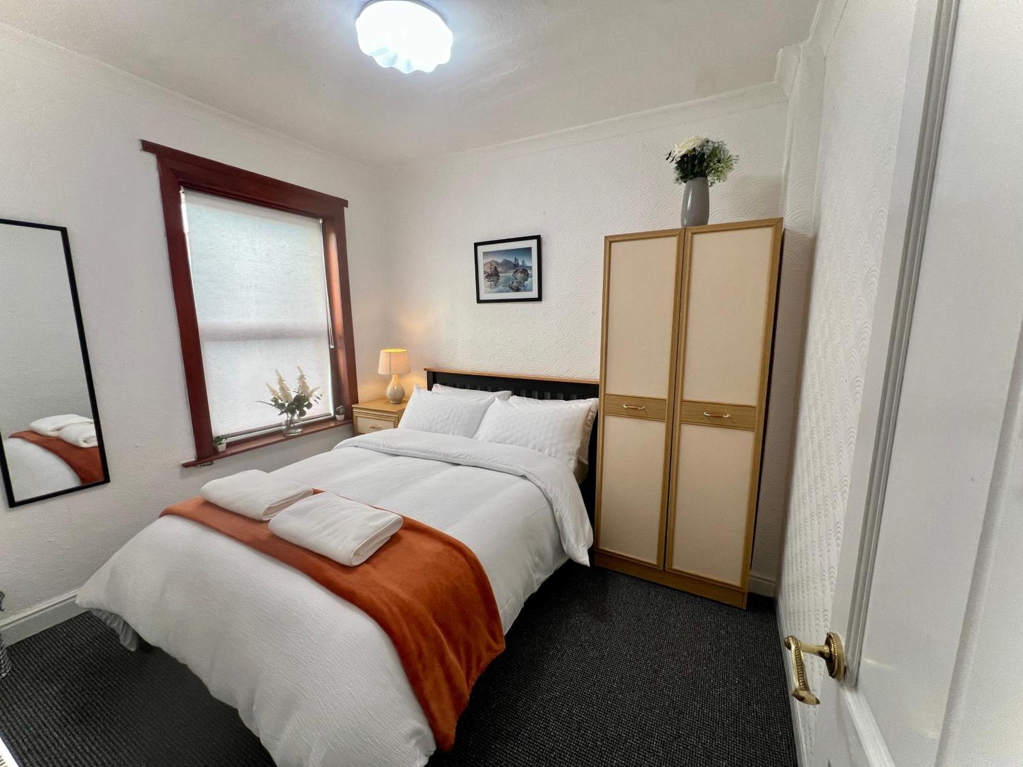 Homestay Centrally Located With Free Wifi *