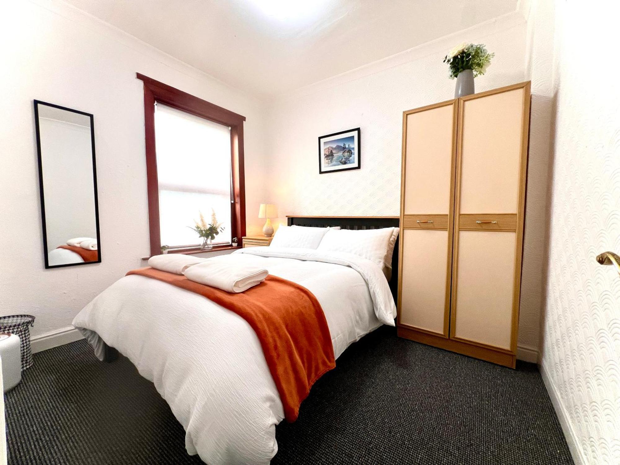 Centrally Located With Free Wifi Homestay