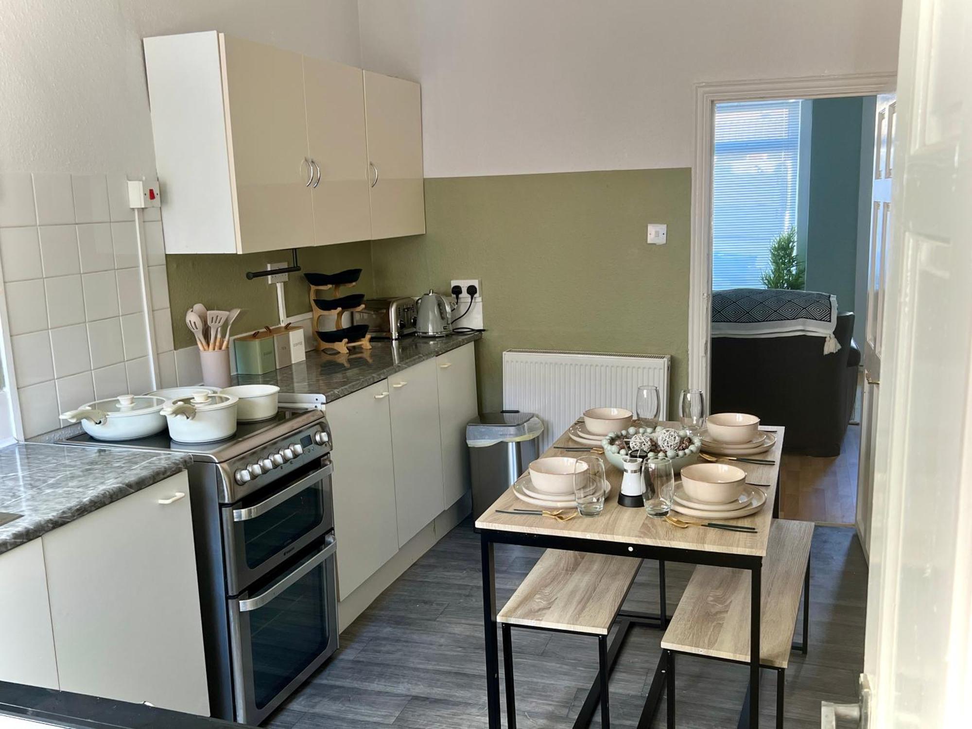 Homestay Centrally Located With Free Wifi Kingston upon Hull
