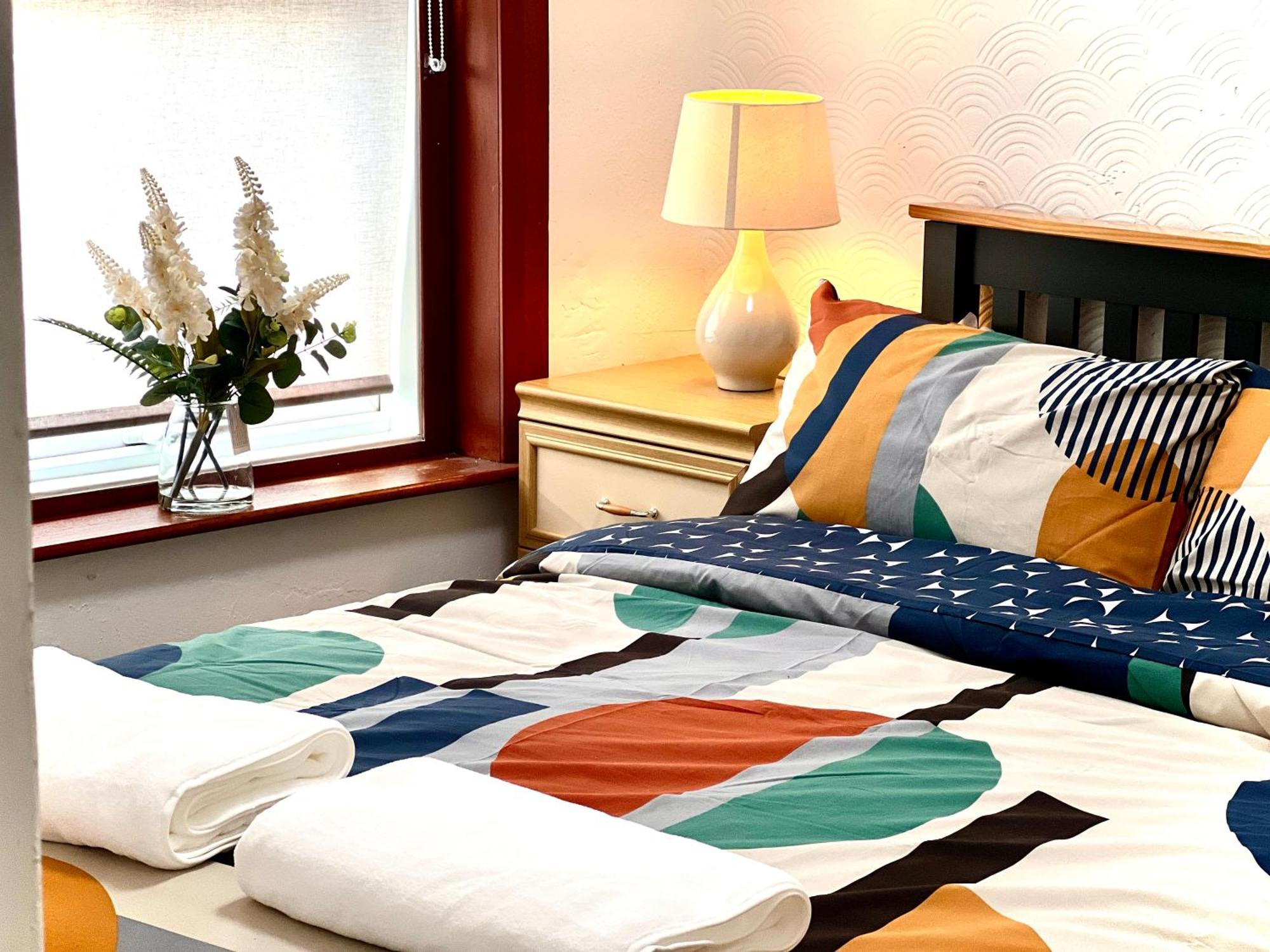 Homestay Centrally Located With Free Wifi
